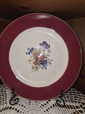 Syracuse China Company Classic Floral Dinner Plate - Red Rim